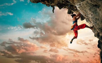 Torque Lifestyle Brands Inc (OTCMKTS:TQLB) Targets “Healthy Living” Growth Trend (USNA, HLF, TQLB, CELH, SMPL)